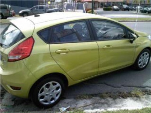 FORD FIESTA 2011 LA GUAGUITA NEON GREEN