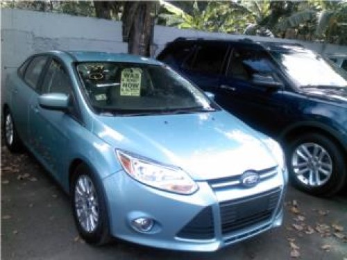 FORD FOCUS 2012