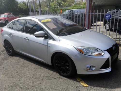 FORD FOCUS SE 2012 $8,995