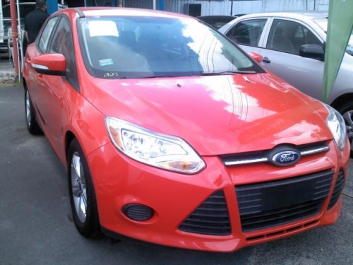 FORD FOCUS SE 2013