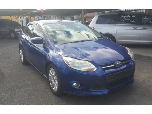 FORD FOCUS SE AUT AROS FP