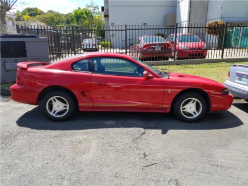 FORD MUSTANG 3.8 STD NITIDO 1997 BARATITO