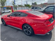 FORD MUSTANG COUPE 2019 LLAMA AHORA MISMO