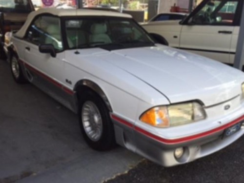 FORD MUSTANG GT 1988 BLANCO