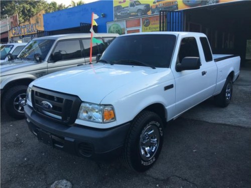 FORD RANGER 2011 CAB. 12 COMO NUEVA