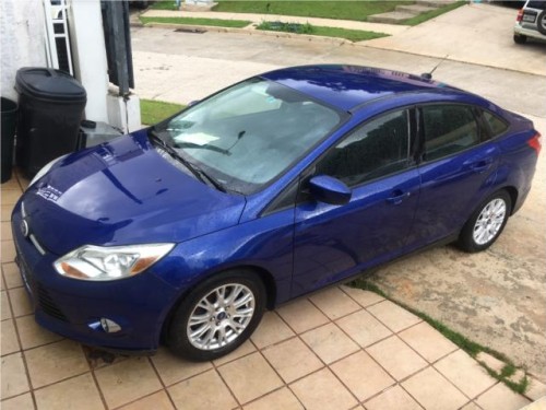 Focus 2012 86k milla Especial $6900 No multas