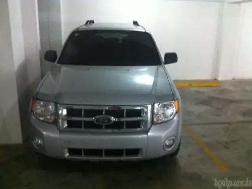 Ford Escape 2008 Xlt Plateada V4