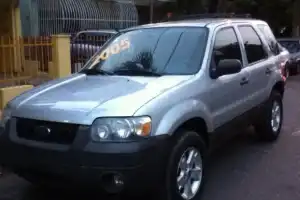 Ford Escape XLS 2005