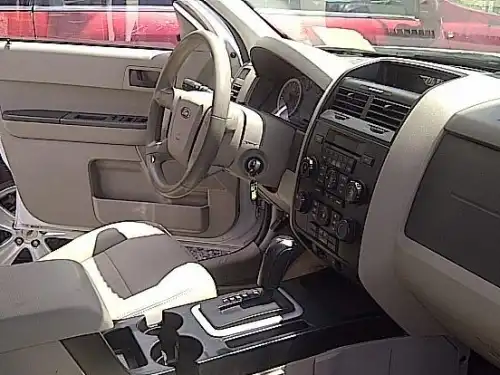 Ford Escape XLS 2010