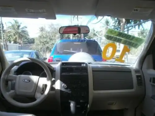 Ford Escape XLS 2010