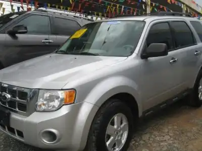 Ford Escape XLS 2011