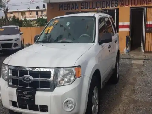 Ford Escape XLS 2011