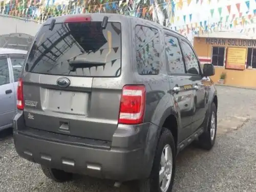 Ford Escape XLS 2011