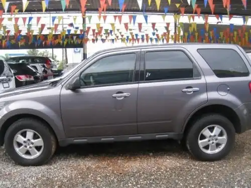 Ford Escape XLS 2011