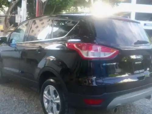 Ford Escape XLS 2013