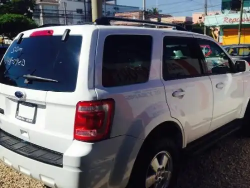 Ford Escape XLT 2010