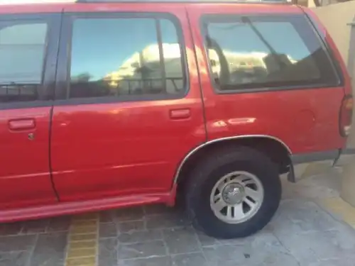 Ford Explorer Gas Y 98