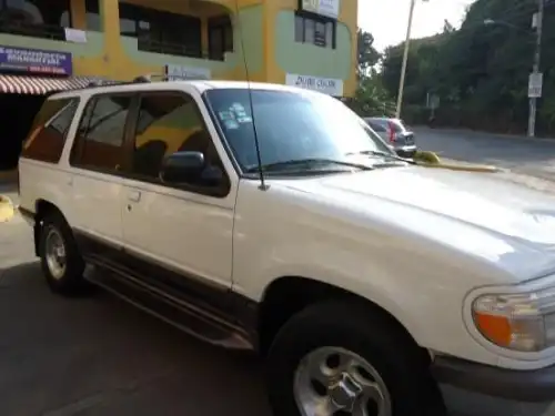 Ford Explorer Gas Y 98