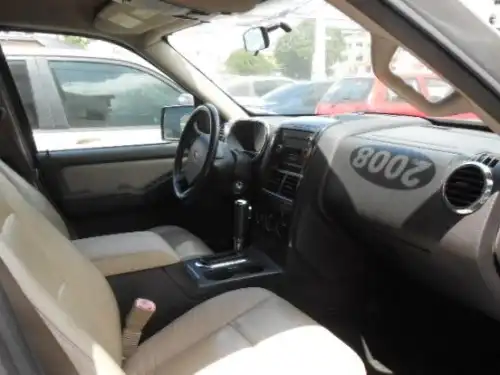 Ford Explorer XLT 2008