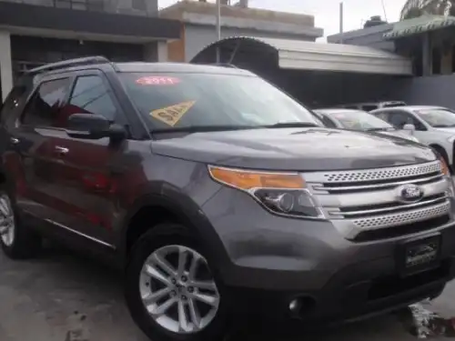Ford Explorer XLT 2011