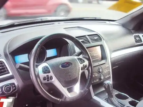 Ford Explorer XLT 2011