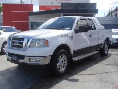 Ford F 150 Lariat 2004 Blanca