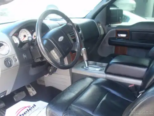 Ford F 150 Lariat 2004 Blanca