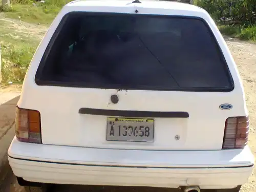Ford Festiva 1996 