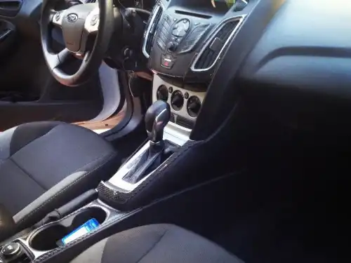 Ford Focus 2012 Nueva Caja