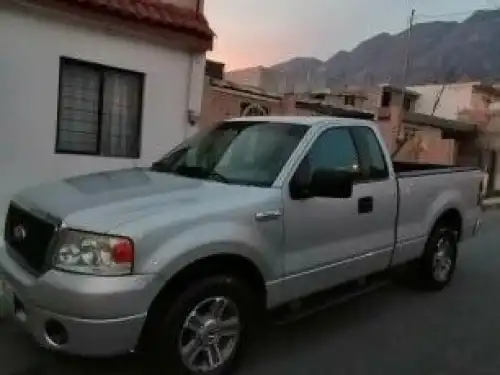  Ford Lobo 2008 Automático muy bien cuidado, Monterrey - 29409