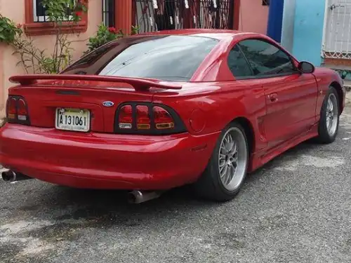 Ford Mustang  1997  
