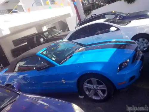 Ford Mustang 2011 16,000 Kilometros 