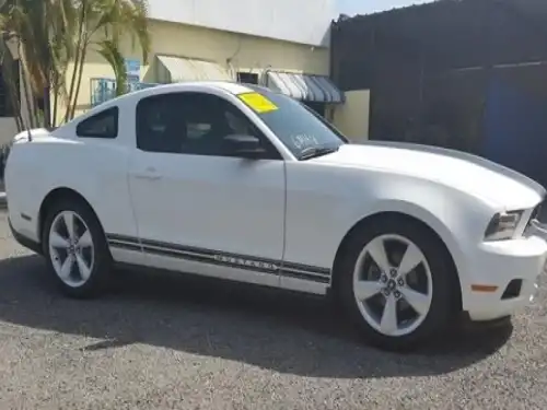 Ford Mustang 35 Aniversario 2010