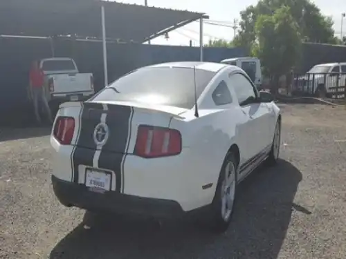 Ford Mustang 35 Aniversario 2010