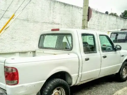  Ford Ranger   doble cabina clima hidráulica placas de Yucatán buenas condiciones        , Felipe Carrillo Puerto -