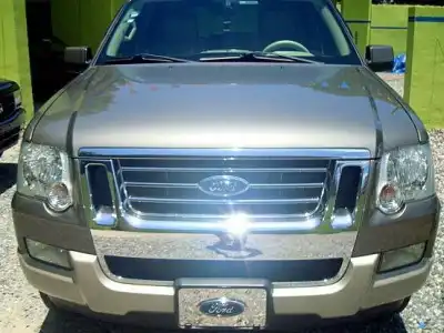 Ford explorer 2014 2006 xlt 4x4 sunroof