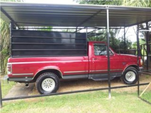 Ford 150 6cld como nueva