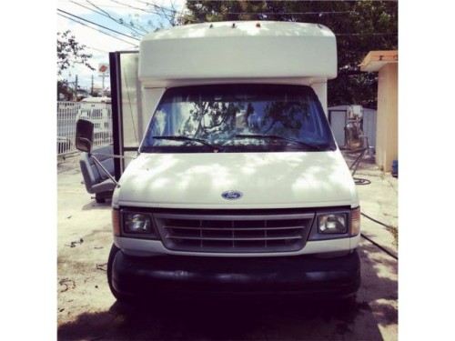 Ford E-350 disel 7.3 pasajeros Rio Grande