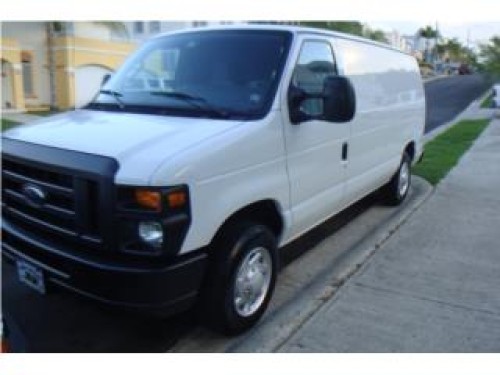 Ford E150 van20013 se regala cuenta