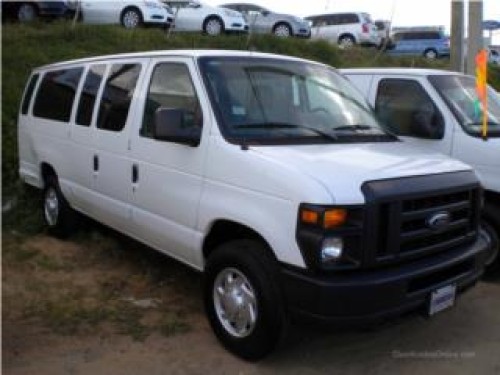 Ford E350 2009