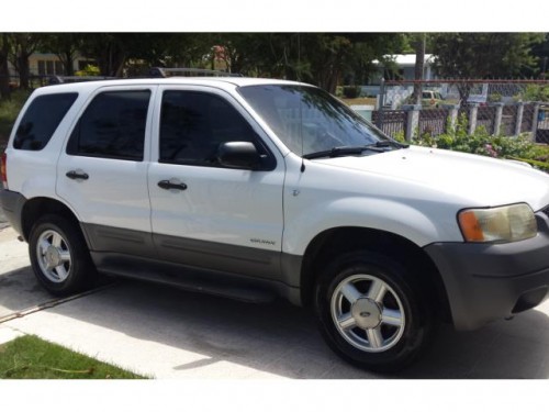 Ford Escape XLS 2002 Full Power, AC $3800