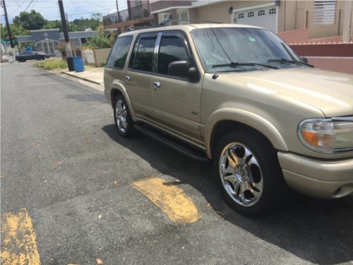 Ford Explorer 2000, 2,800