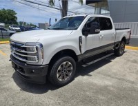 Ford F-250 2024 FX-4 King Ranch StarWhite