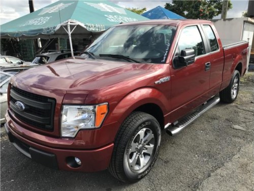 Ford F150 SXT PRIMIUM