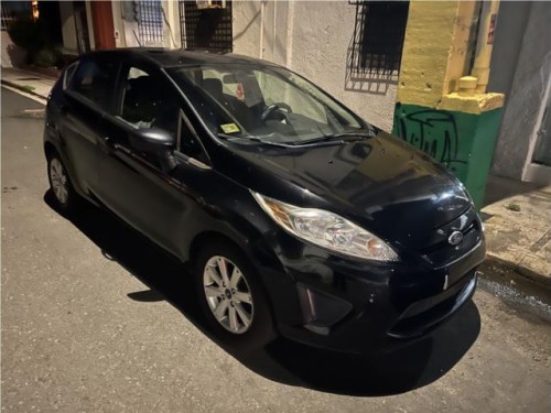 Ford Fiesta SE 2012