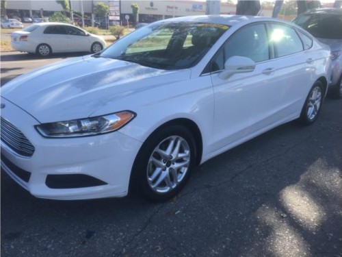 Ford Fusion SE 2015