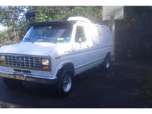 Ford econoline 250