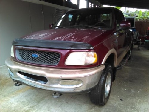 Ford f150 97 mescla agua con aceite$800