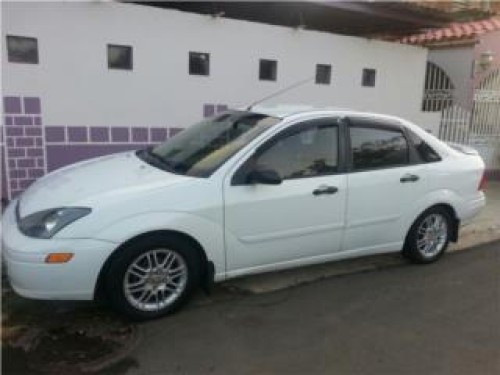 Ford focus 2000