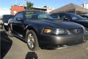 Ford mustang v6 convertible IMPORTADO Liquida